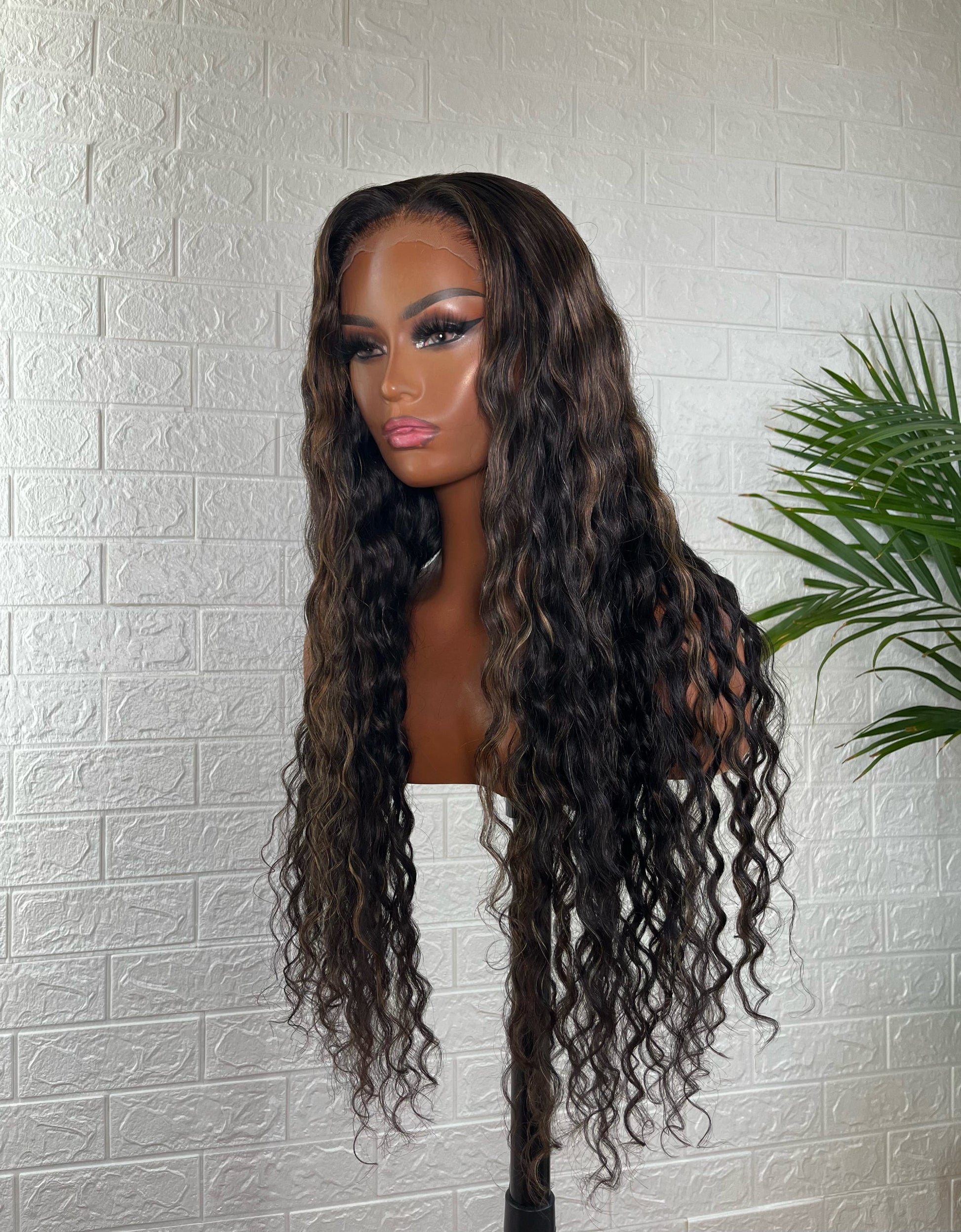 glueless wig, hd 5x5 natural wave, mocha front